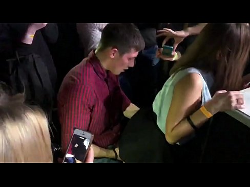 ❤️ Quan hệ tình dục thực sự trong một hộp đêm ở Nga. 18 tuổi cô gái Nga trong hậu môn và âm đạo bị đụ trong hộp đêm Fuck video  tại khiêu dâm% vi.shadbase-xxx.ru%  ❌️❤